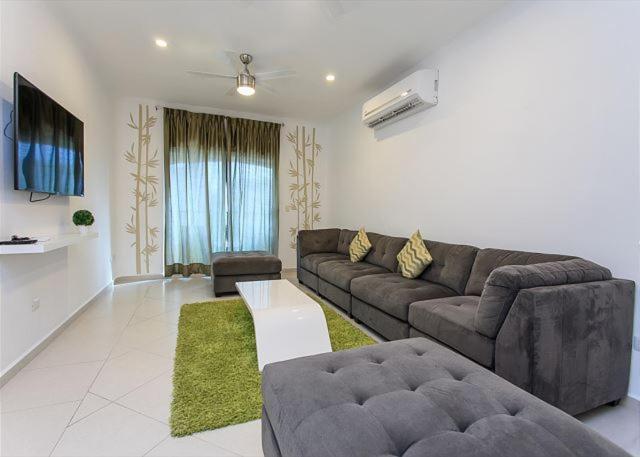 Apartamento Magic Ph Steps From Mamitas Beach!